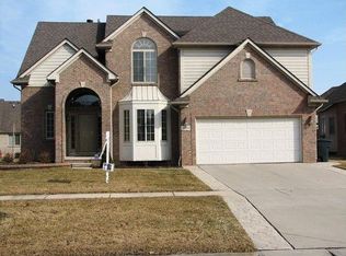 45434 Riverwoods Dr, Macomb, MI 48044