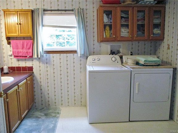 5th image of 37 Peenpack Trl