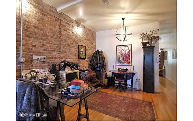 Rented by Douglas Elliman | media 34