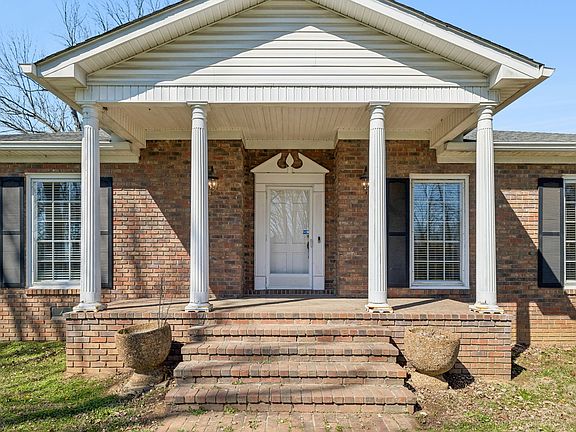 4th image of 1929 Hickory Ridge Rd