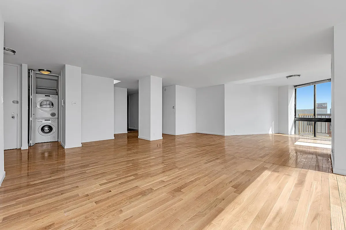 360 East 57th Street — Photo 2