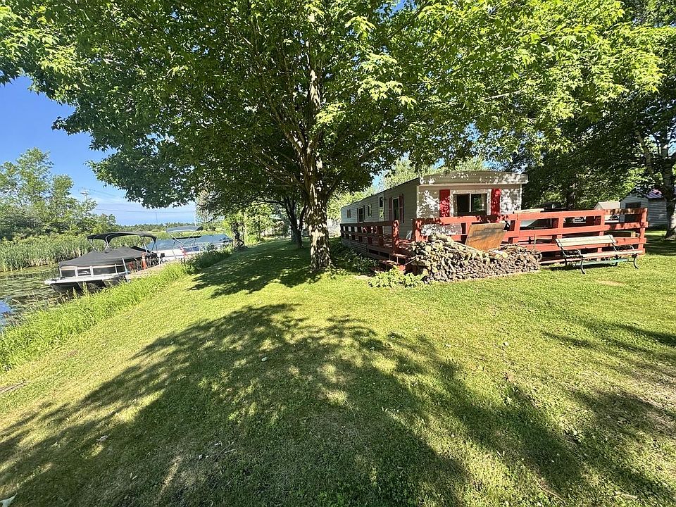 1st image of 39546 E Moose Ln