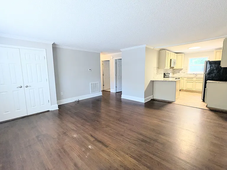 508 Mahaley Ave #1 — Photo 2