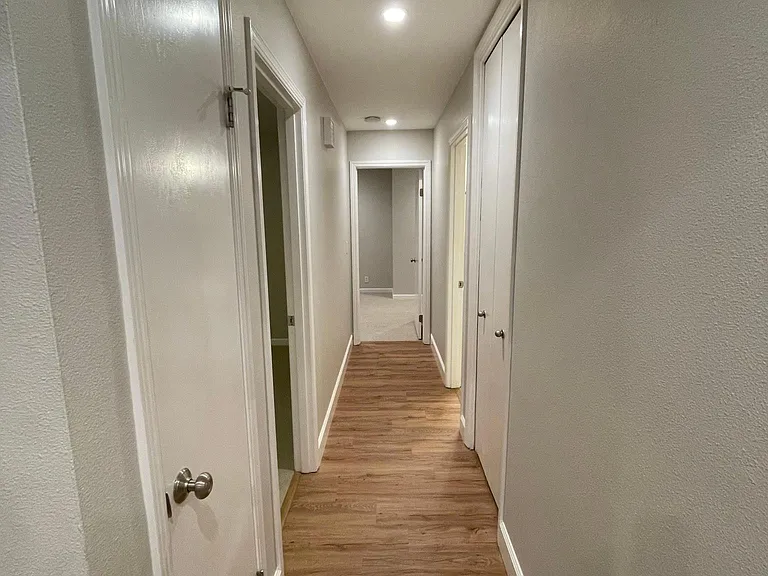 1829 NE 25th Ave — Photo 7