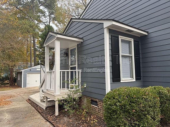 2nd image of 1508 Treetop Ln