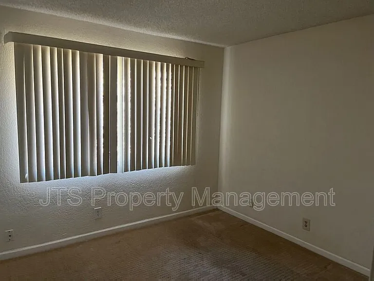 6830 Mellodora Dr — Photo 14