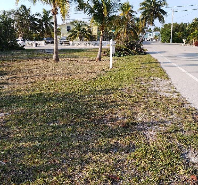 1st image of 390 W Indies Dr