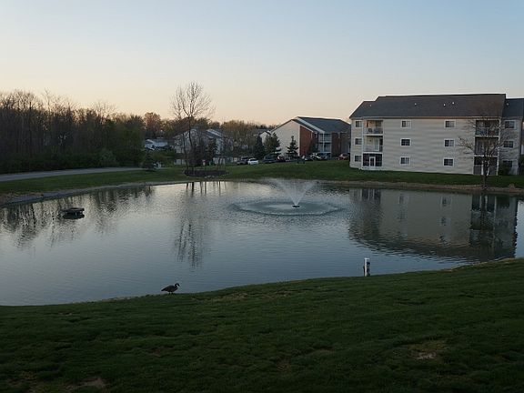 2nd image of 660 Friars Ln APT 8