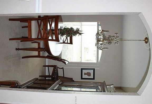 5th image of 731 Terranova Ave