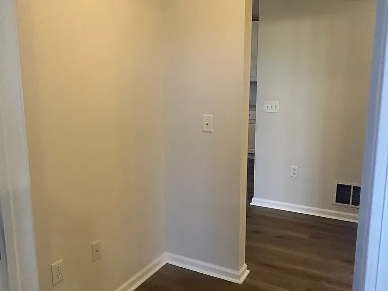 758 Hidden Springs Dr — Photo 13