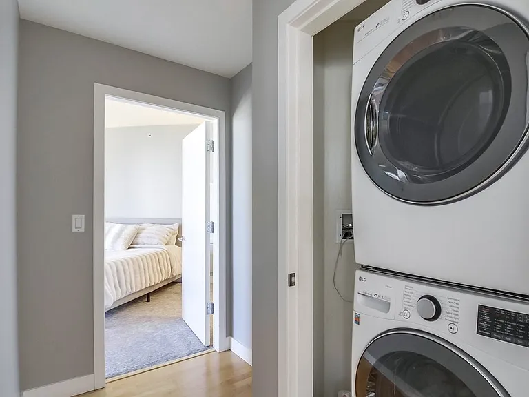 700 W Harbor Dr W #1406 — Photo 15