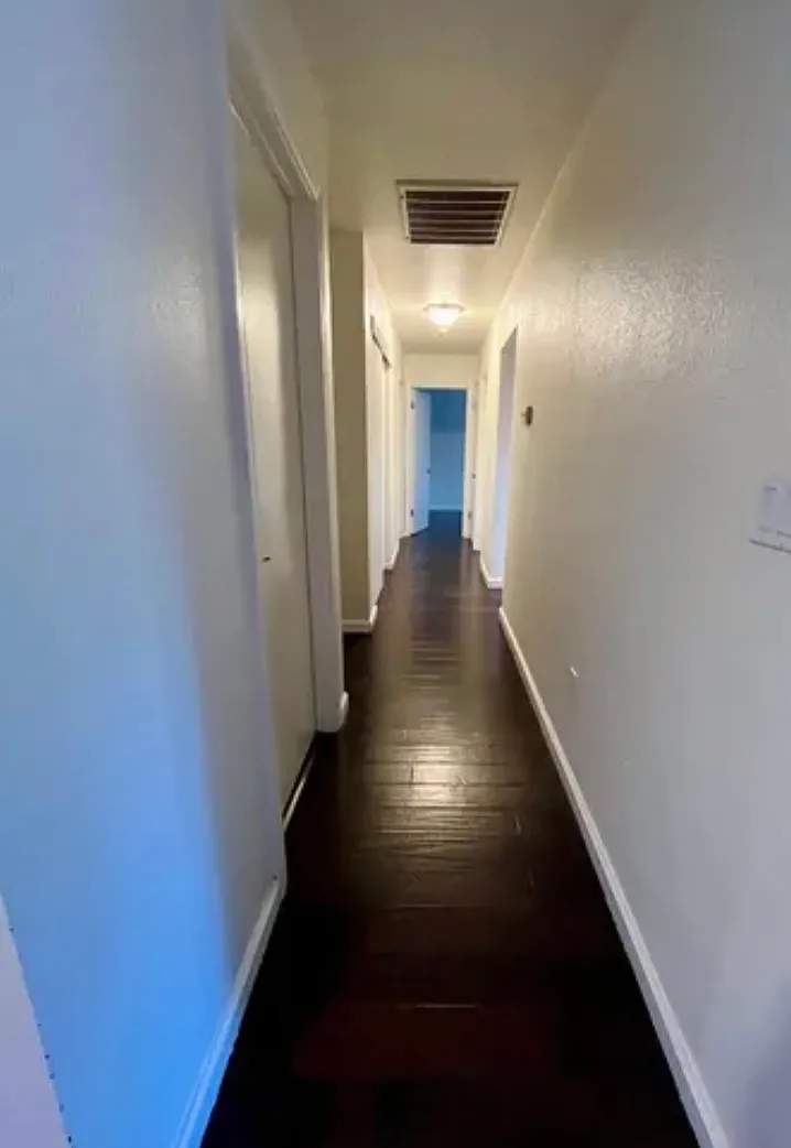 3 bed, 1200 sqft, $3,000 — Photo 4
