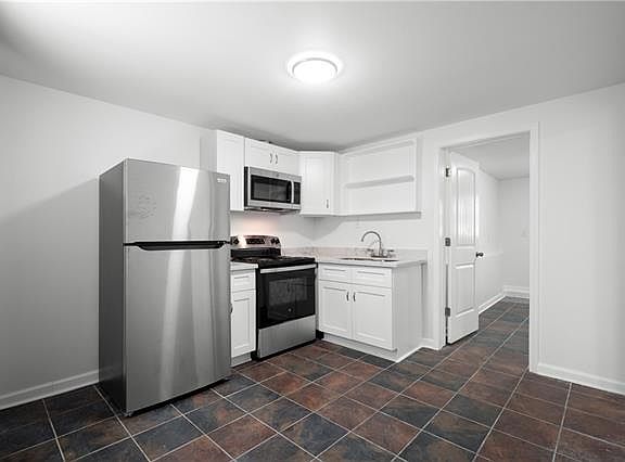 5th image of 4223 S Carrollton Ave APT B