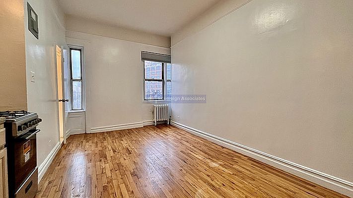 1st image of 936 W End Ave APT G1