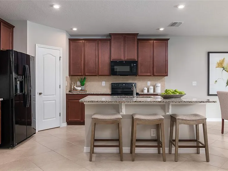 11234 High Noon Trl — Photo 36