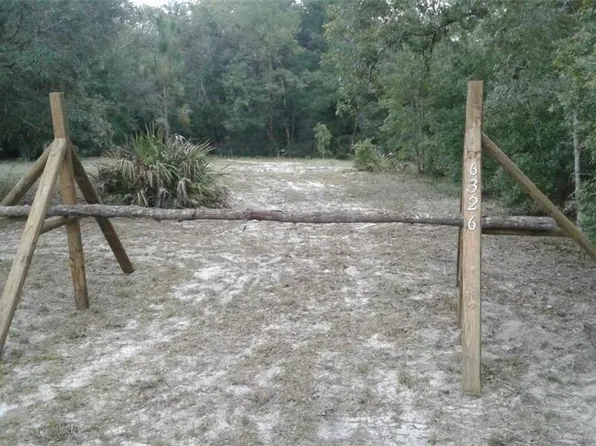 6236 Harmony Dr, Dade City, FL 33523