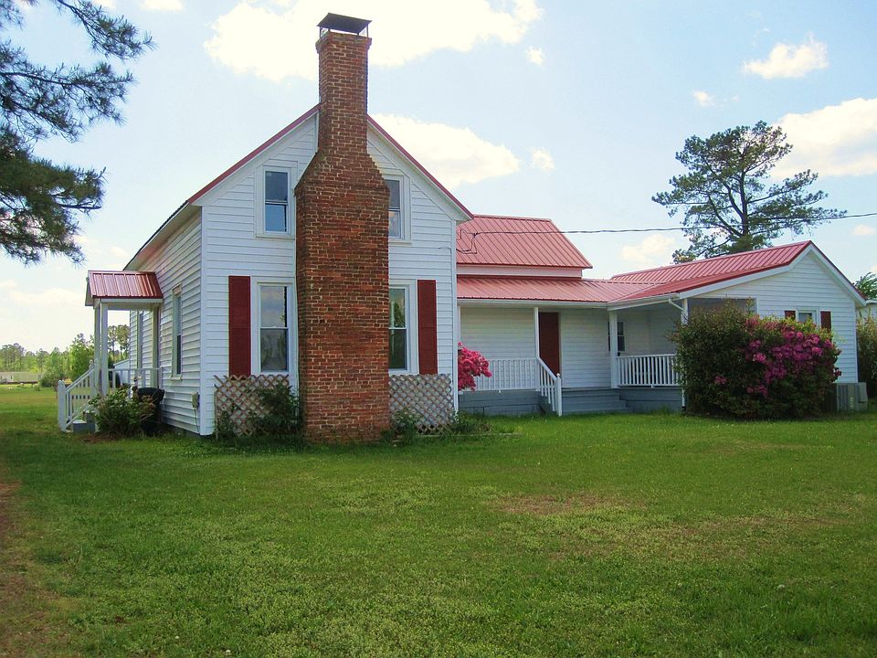 Clarence Pate farmhouse