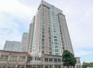 18 Lee Centre Dr #PENTHOUSE 305, Toronto, ON M1H3H5