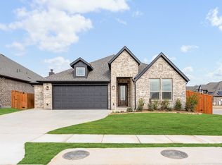 1002 Stonehaven Dr, Justin, TX 76247