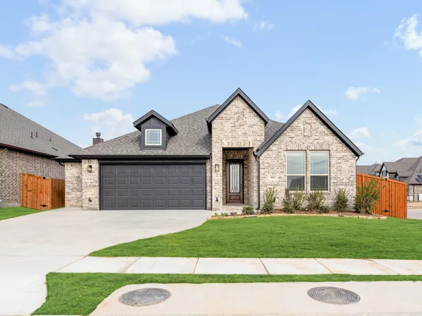 1002 Stonehaven Dr, Justin, TX 76247