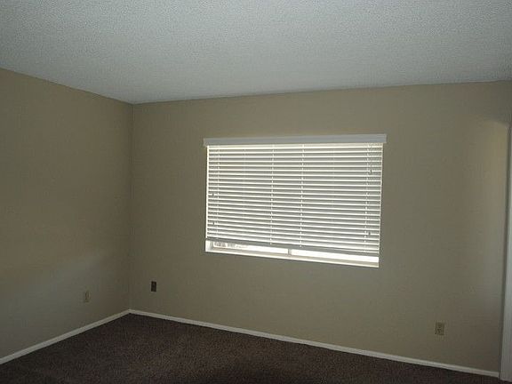 5th image of 7146 W Rose Ln