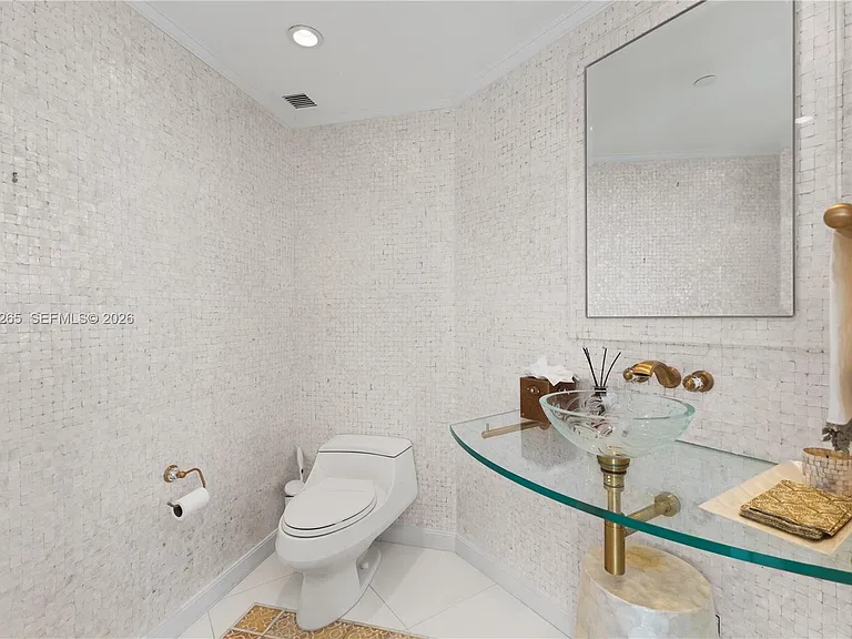 19955 NE 38th Ct #2106 — Photo 15