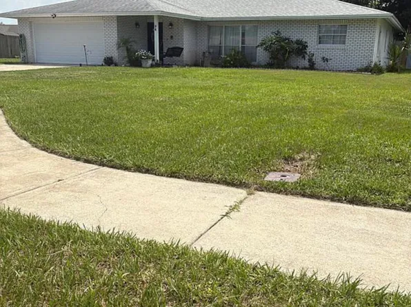 94 Glass Ct, Port Orange, FL 32129