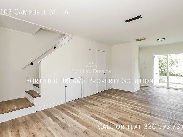 1102 Campbell St #A — Photo 22
