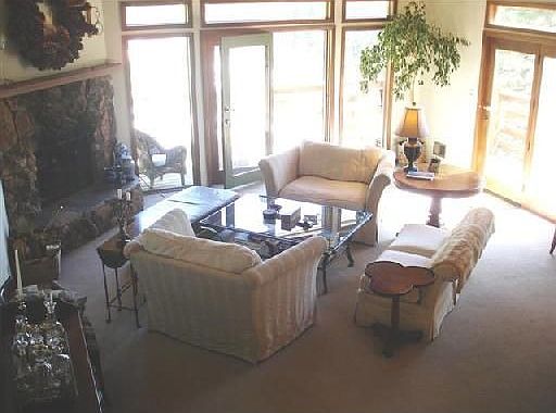 High Open Beamed Ceilings