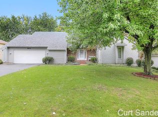 2611 Glencairin Dr NW, Grand Rapids, MI