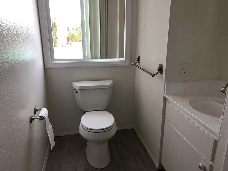 156 Grandview St #4 — Photo 8