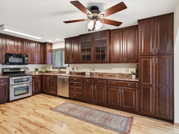 7160 Imperial Ave S, Cottage Grove, MN 55016