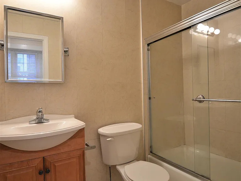 191 Winthrop Rd #5 — Photo 8