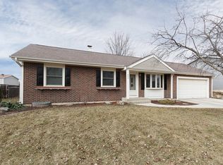 844 Voyager Dr, Bartlett, IL 60103