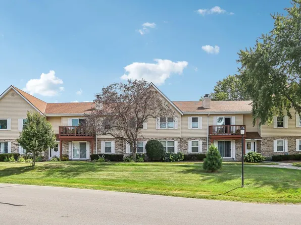 10635 North Ivy COURT #76, Mequon, WI 53092