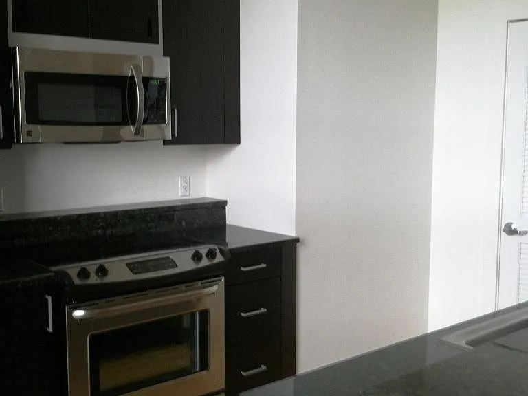 River Lofts North — Photo 32