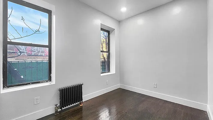 Rented by Brickview NYC Realty NYV LLC | media 3