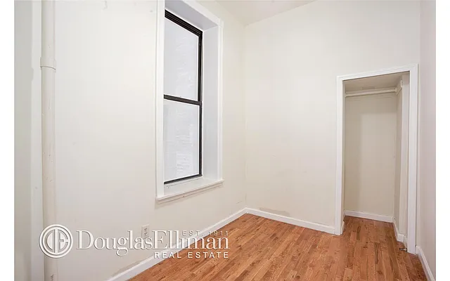 Rented by Douglas Elliman | media 35