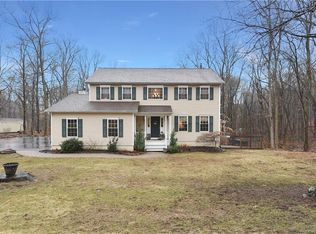 427 Foster Rd, Middletown, NY 10941