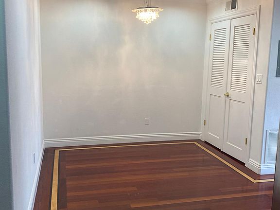 3rd image of 499 33rd Ave APT 301