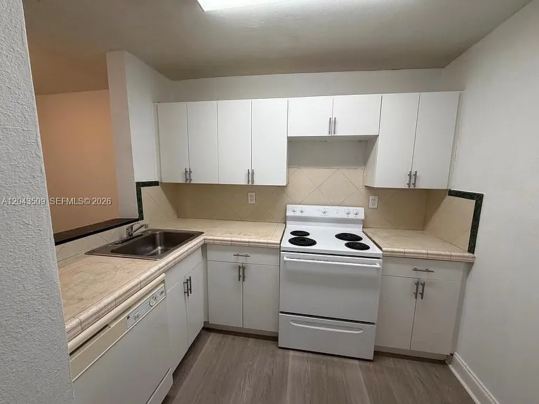 492 NW 165th Street Rd #C211 — Photo 10