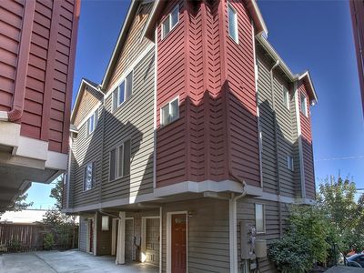 601B NW 85th St, Seattle, WA, 98117
