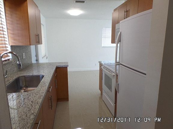 4th image of 2312 Van Buren St APT 11