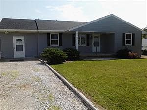 2nd image of 2269 Harbor Hill Dr