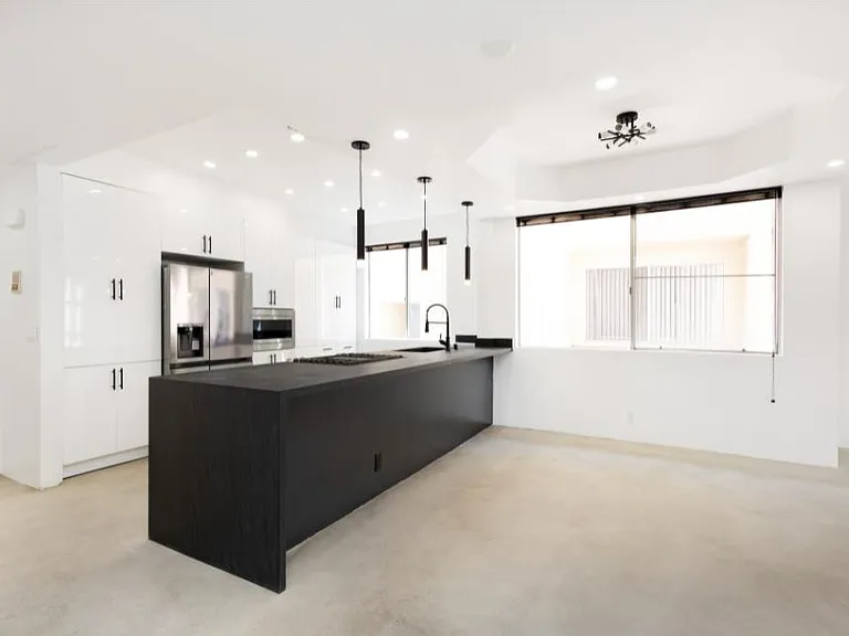 639 Huntley Dr #3 — Photo 11