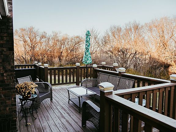 Deck out dining door