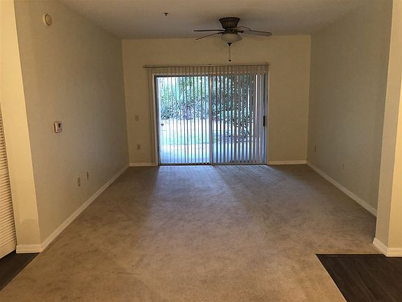 5th image of 615 Fairway Dr APT 106