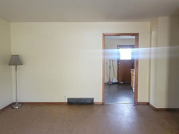 4th image of 223 Clara Ave