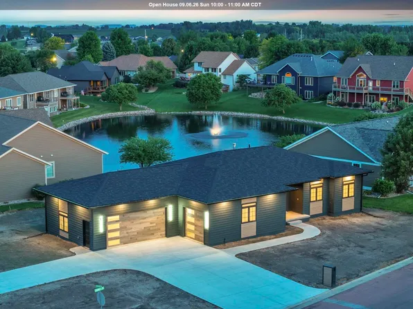 3008 Bonnie Ln, Milford, IA 51351