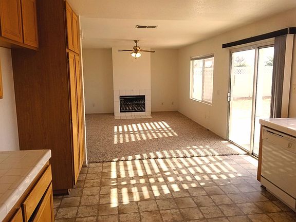 5th image of 15596 Enfield Dr